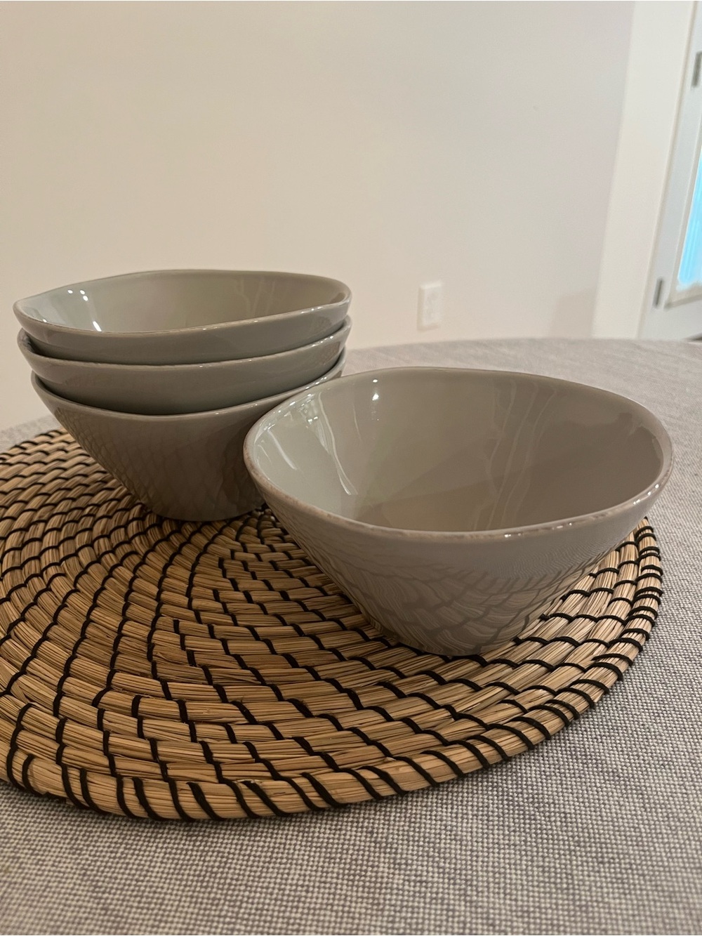 New Crate and Barrel set of 4 Marin Stoneware Cereal Bowls -Gray